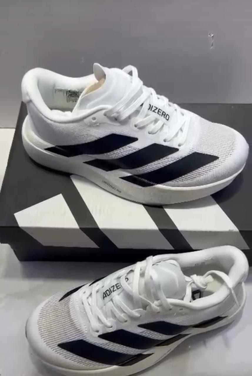 Adidas - Branco e Preto