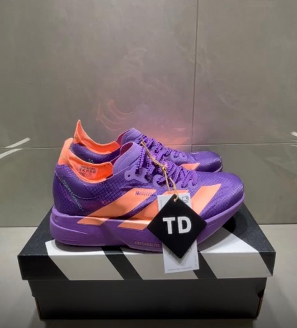 Adidas - Roxo e Laranja