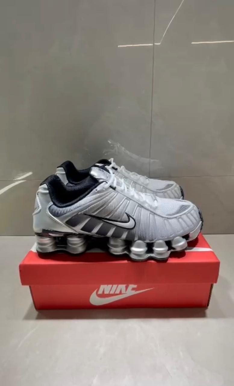 Nike Shox - Prata